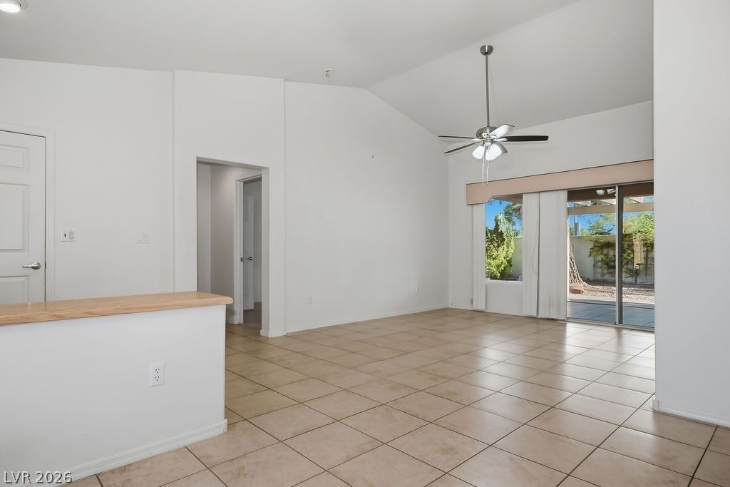 10129 Cresent Creek Drive - Photo 13