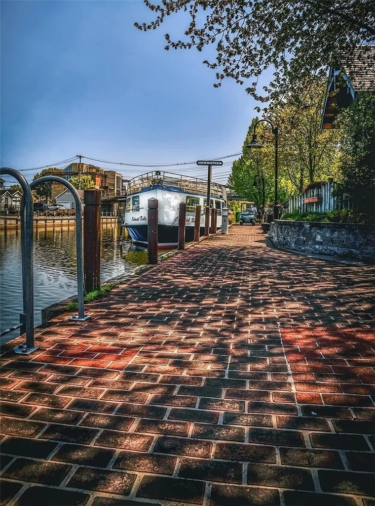 83 Dewey Avenue - Photo 36