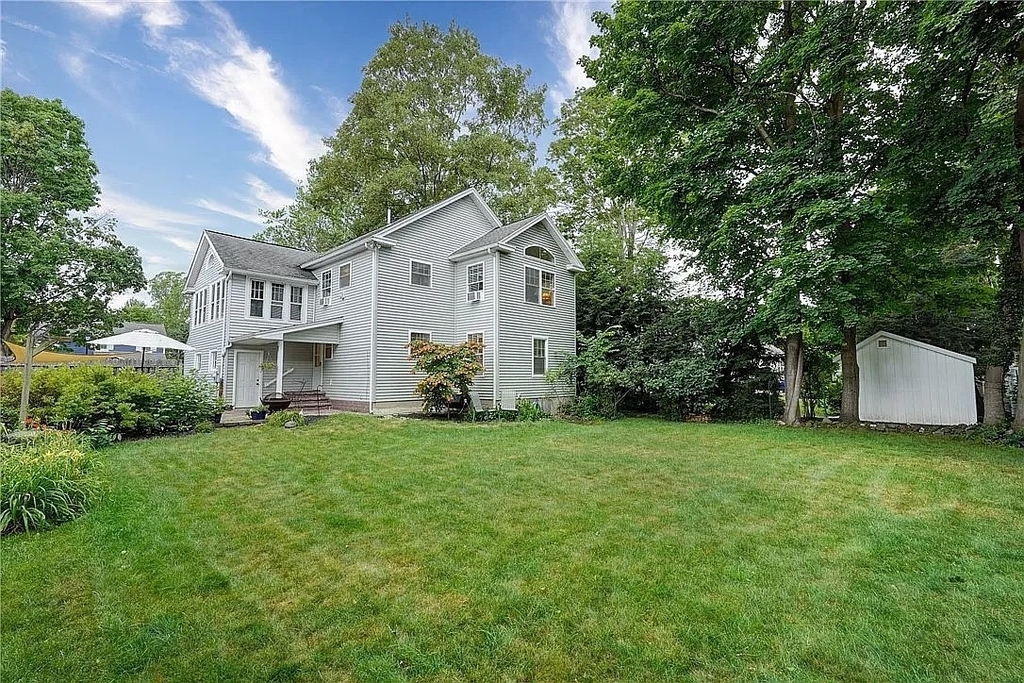 83 Dewey Avenue - Photo 30