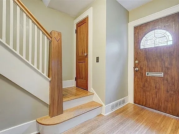 83 Dewey Avenue - Photo 9