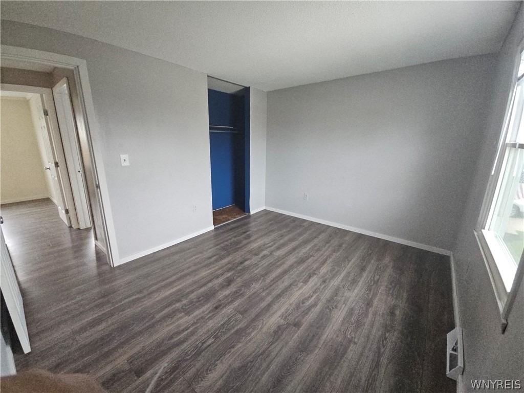 47 W Toulon Drive - Photo 8