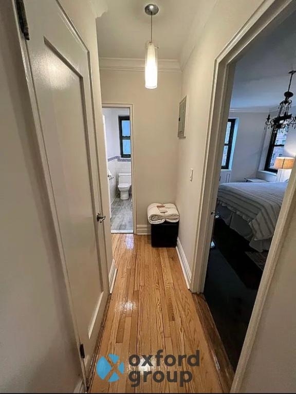 East 44th Street - Photo 6