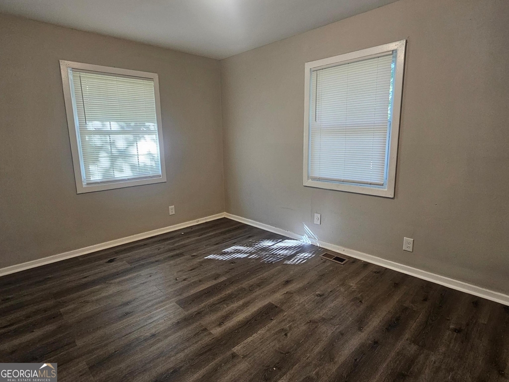 4346 Elkan Avenue - Photo 7