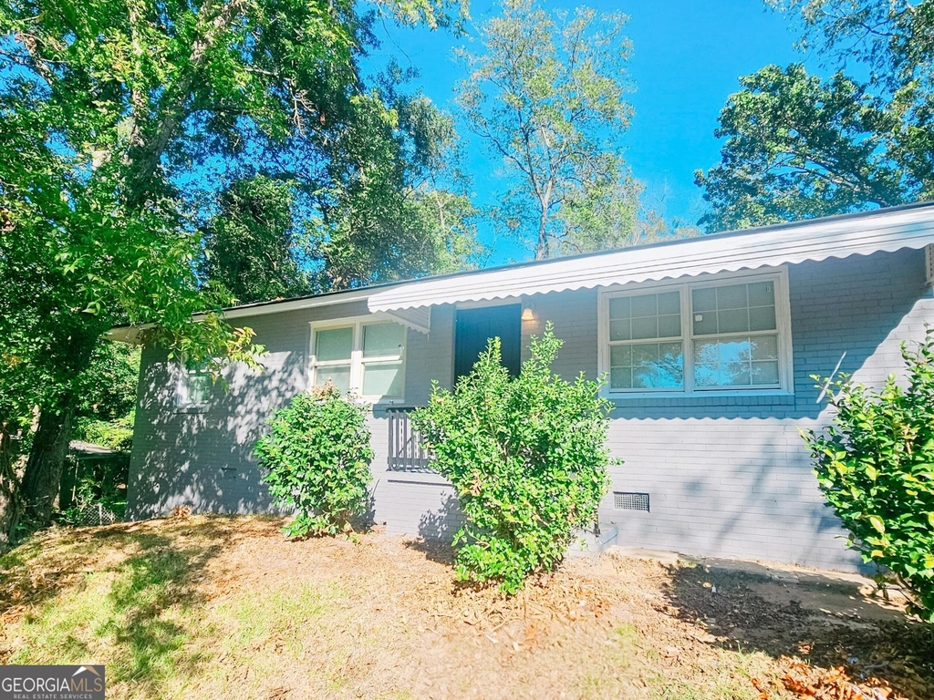 4346 Elkan Avenue - Photo 0