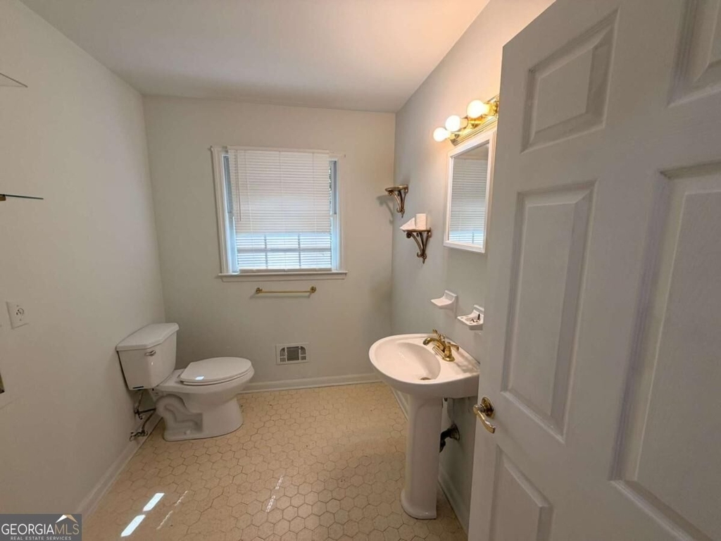 2878 Pine Valley Circle - Photo 3