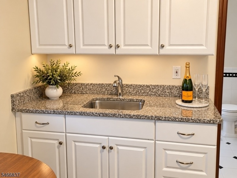 6 Fairchild Ave - Photo 4