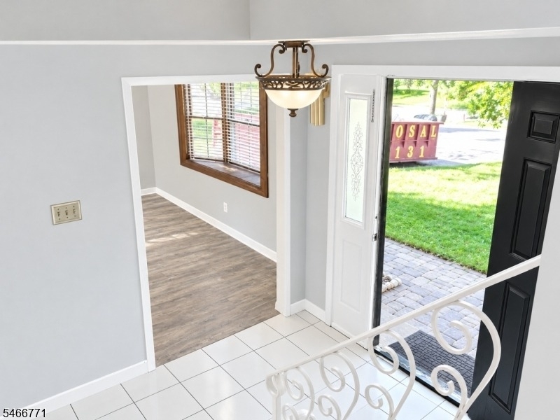 23 Winthrop Rd - Photo 2