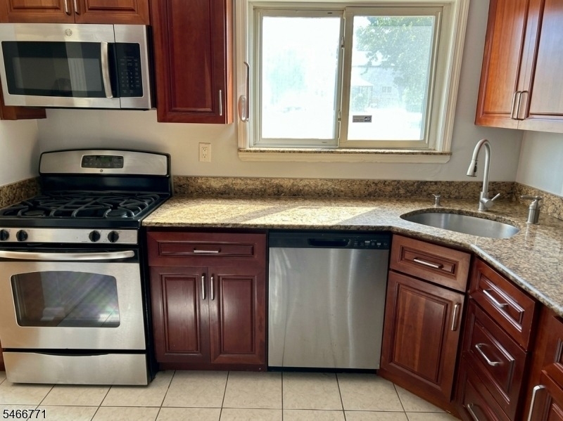 23 Winthrop Rd - Photo 10