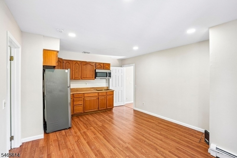 658 Parsippany Blvd - Photo 9