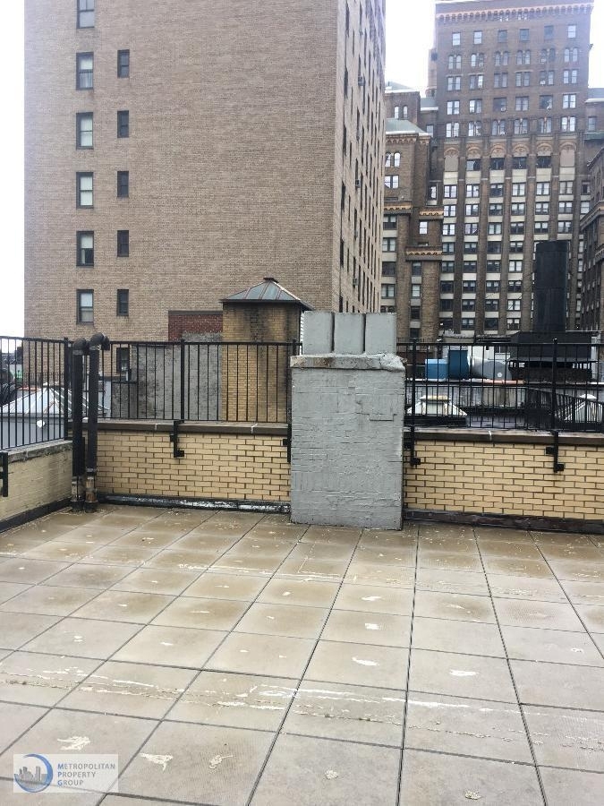 West 55th Street - Photo 3