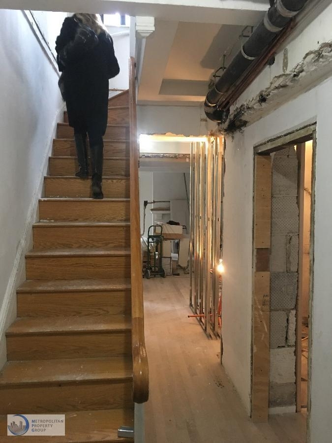 West 55th Street - Photo 1