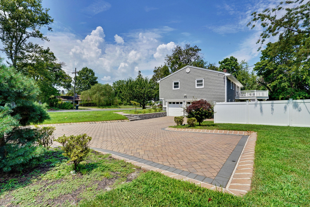 785 Norwood Avenue - Photo 19