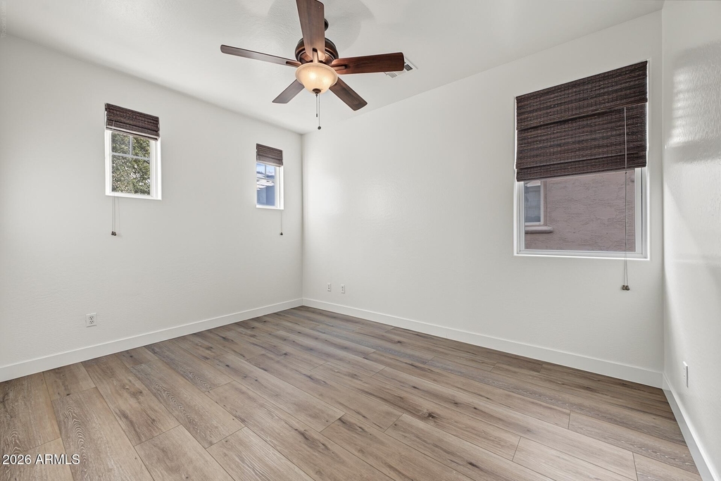 21052 W Elm Way Court - Photo 28
