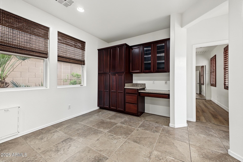 21052 W Elm Way Court - Photo 9
