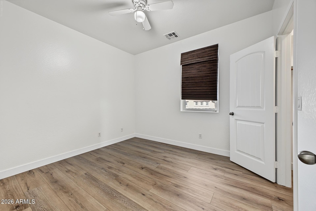 21052 W Elm Way Court - Photo 25