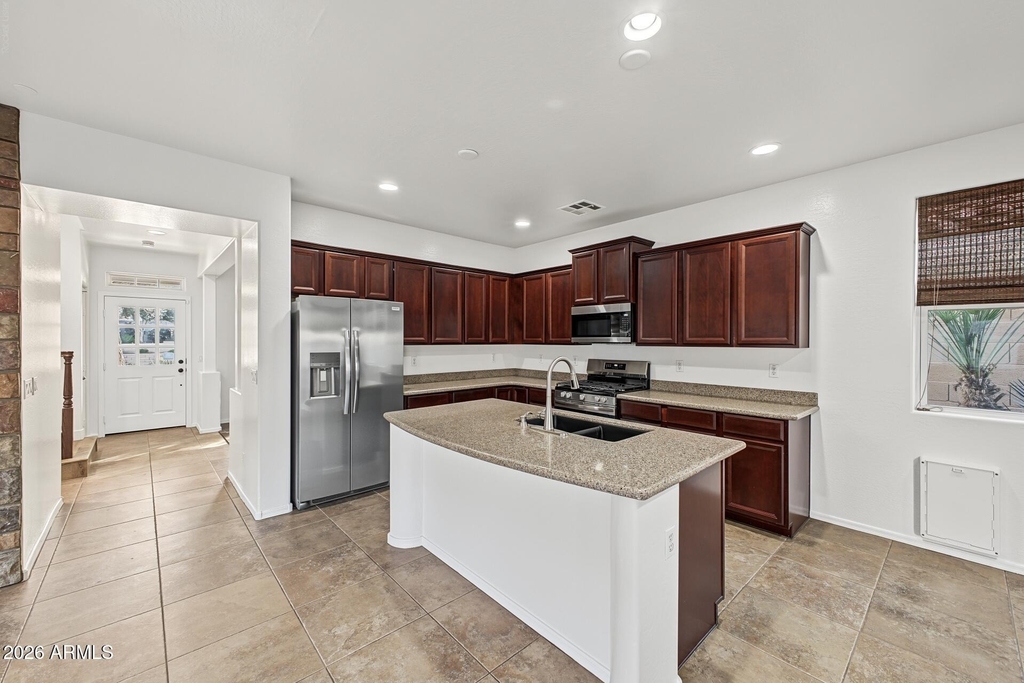 21052 W Elm Way Court - Photo 11