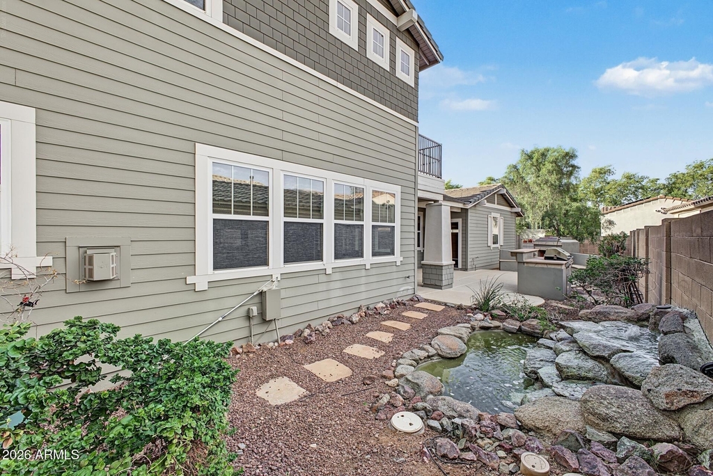 21052 W Elm Way Court - Photo 39