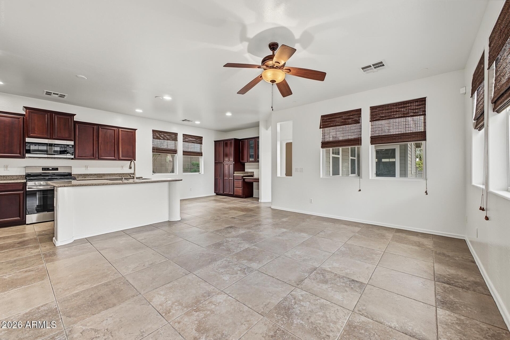 21052 W Elm Way Court - Photo 8