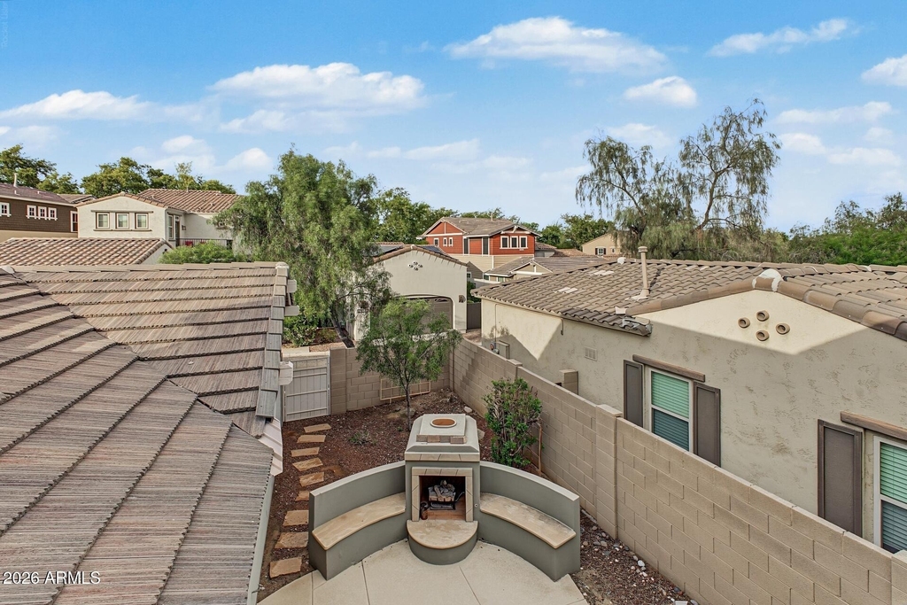 21052 W Elm Way Court - Photo 34