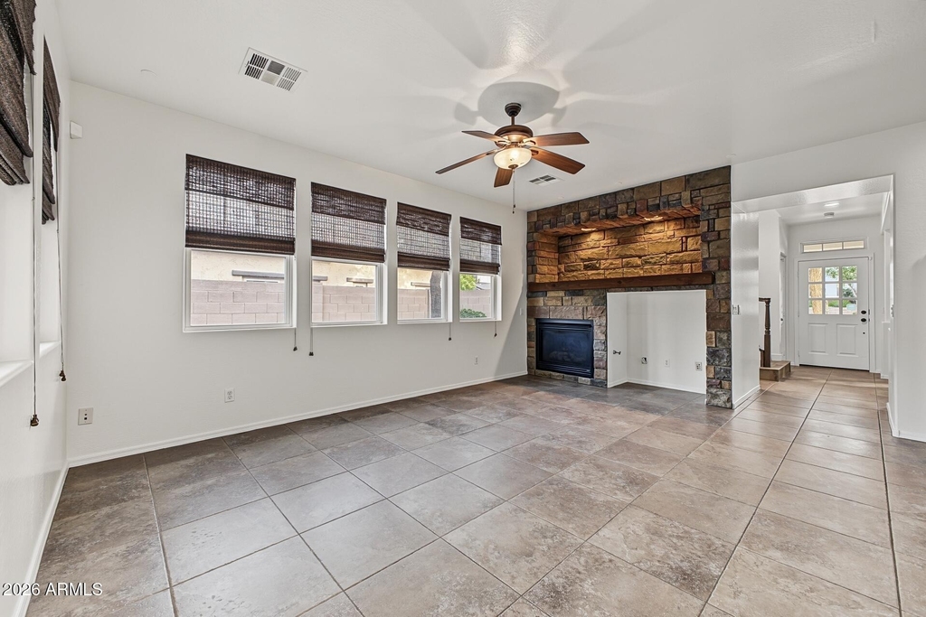 21052 W Elm Way Court - Photo 6