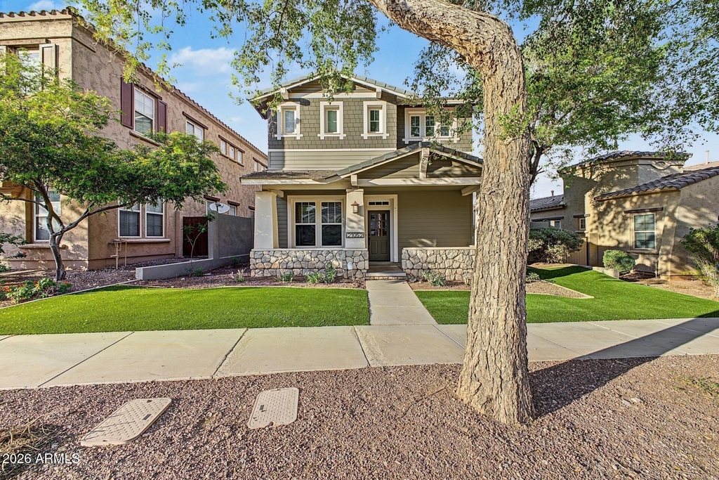 21052 W Elm Way Court - Photo 0