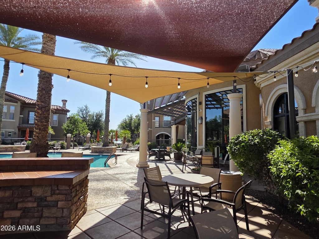 14250 W Wigwam Boulevard - Photo 10