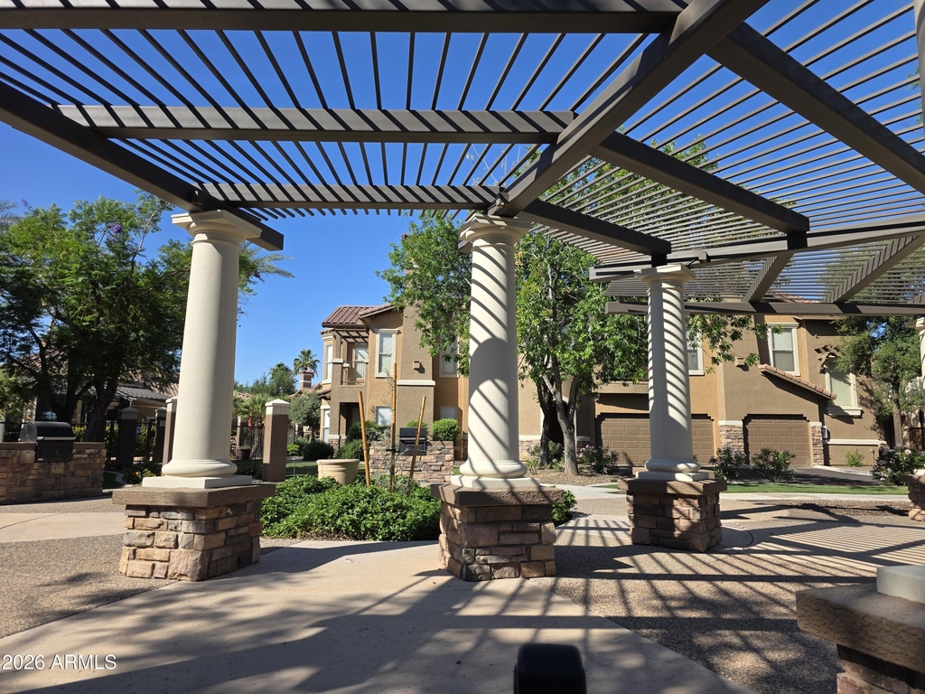 14250 W Wigwam Boulevard - Photo 11