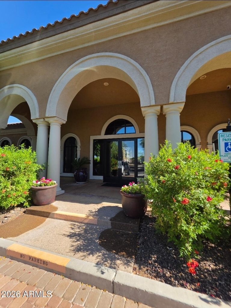 14250 W Wigwam Boulevard - Photo 16