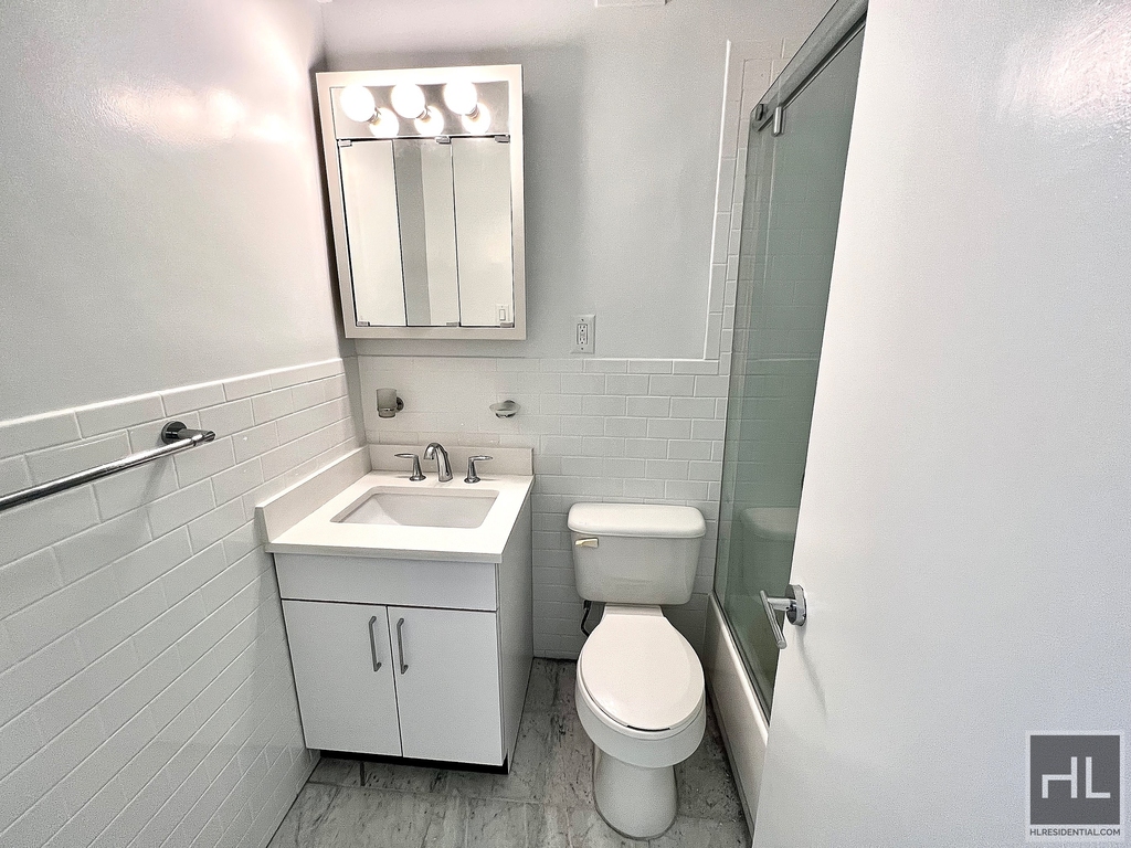 West 73rd Street - Photo 5