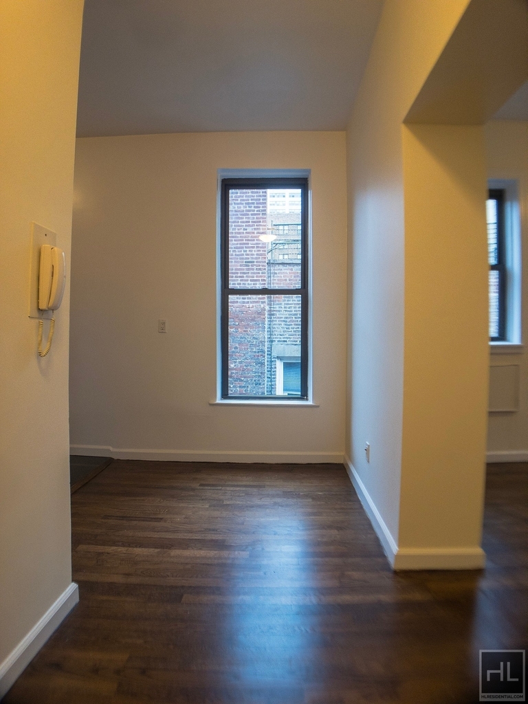 West 73 Street - Photo 2