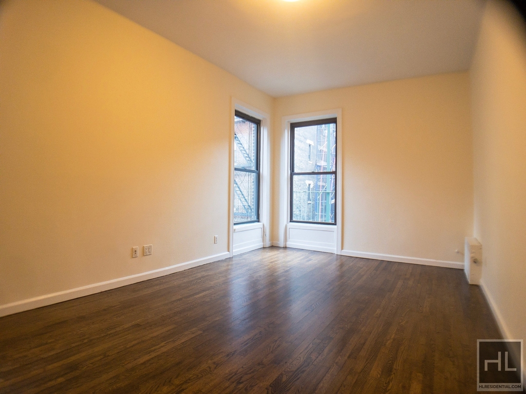 West 73 Street - Photo 0