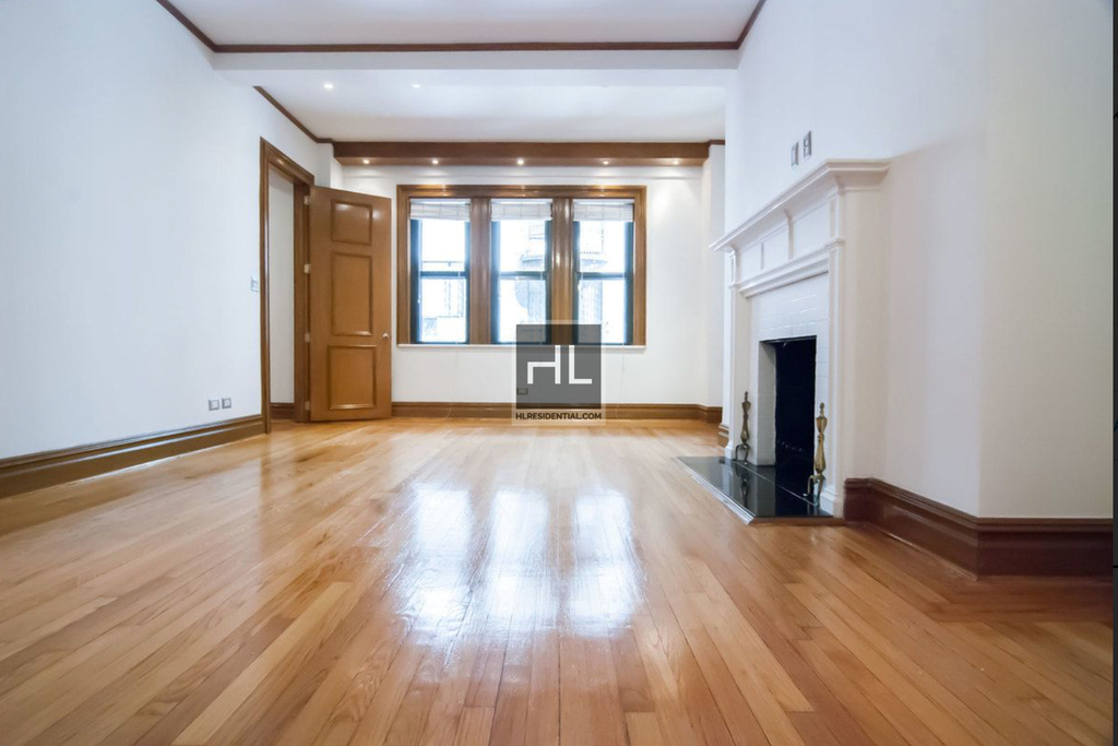 West 58th Street - Photo 0