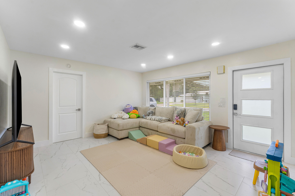 2350 Niki Jo Lane - Photo 7