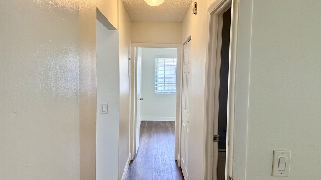 8061 Sw 20th Place - Photo 9