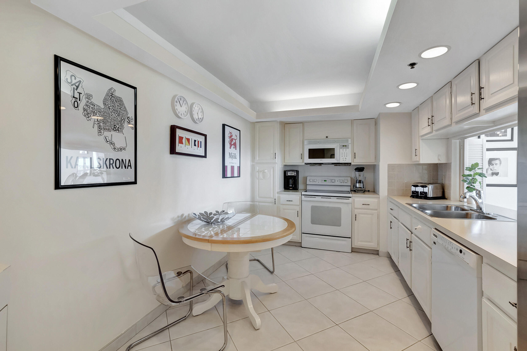 4740 S Ocean Boulevard - Photo 11