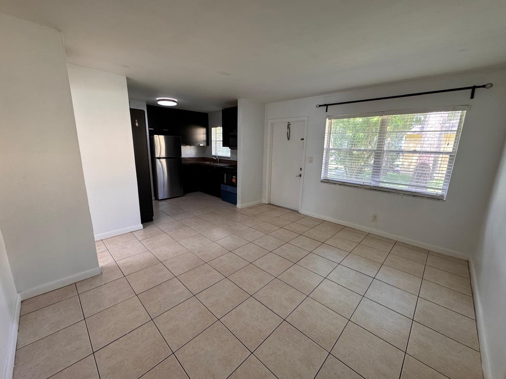 5150 Ne 6th Avenue - Photo 4