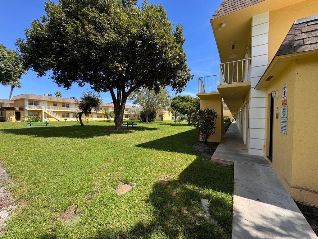 5150 Ne 6th Avenue - Photo 19