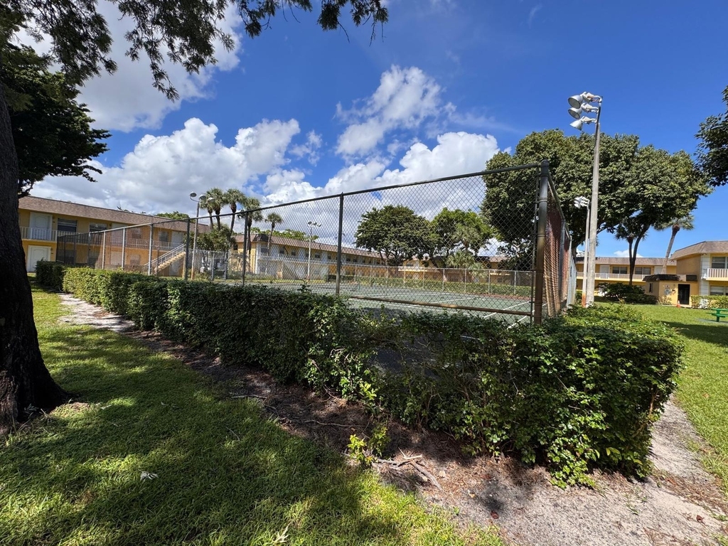 5150 Ne 6th Avenue - Photo 18