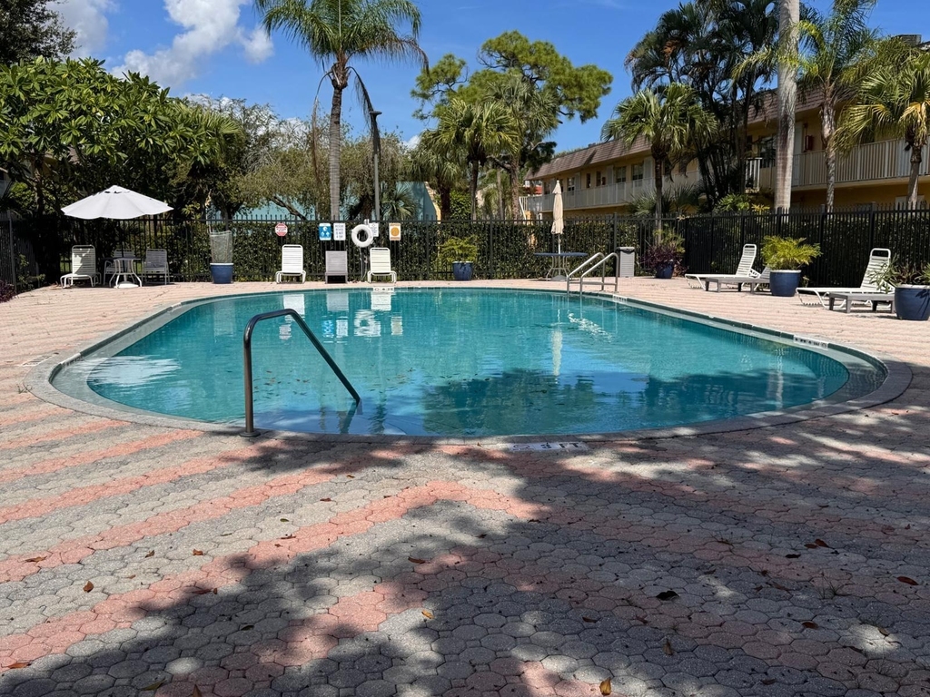 5150 Ne 6th Avenue - Photo 23