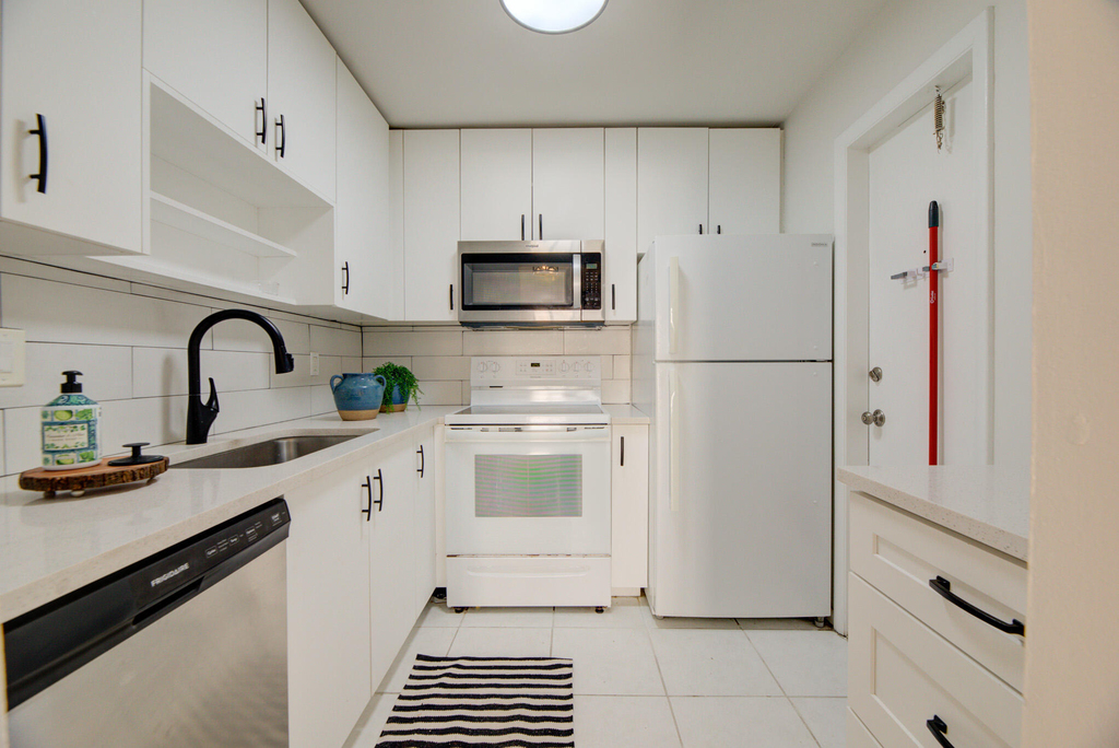 618 Nw 13th Street - Photo 6