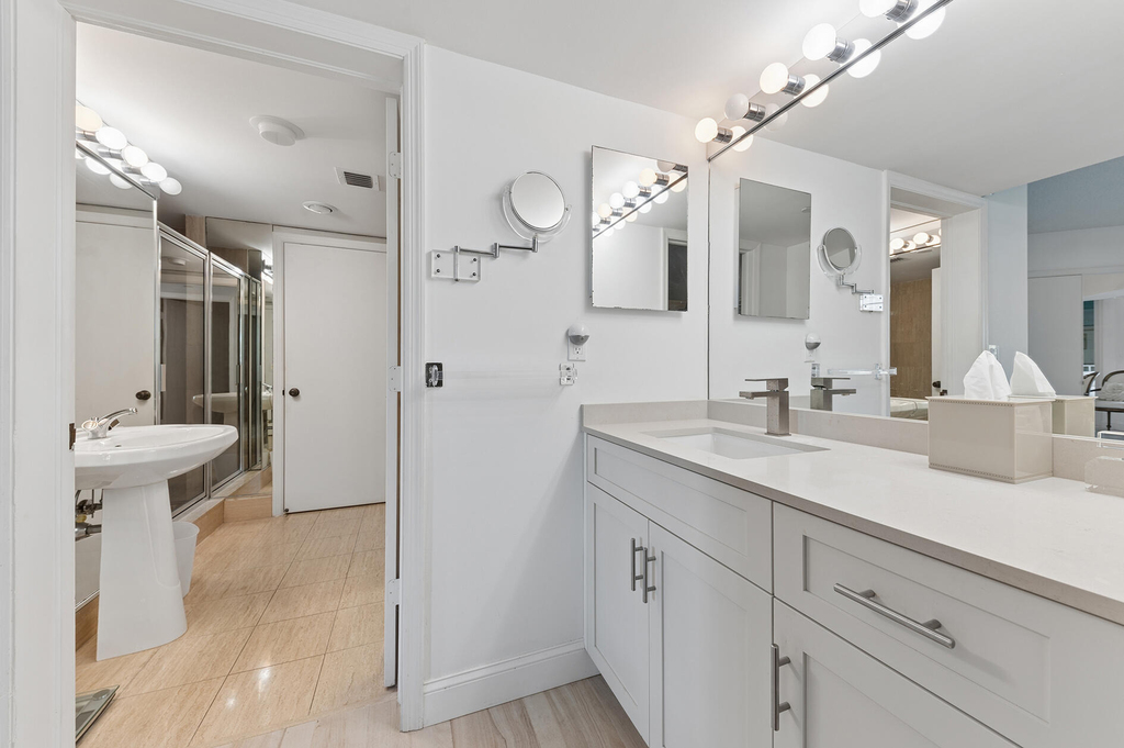100 Se 5th Avenue - Photo 11