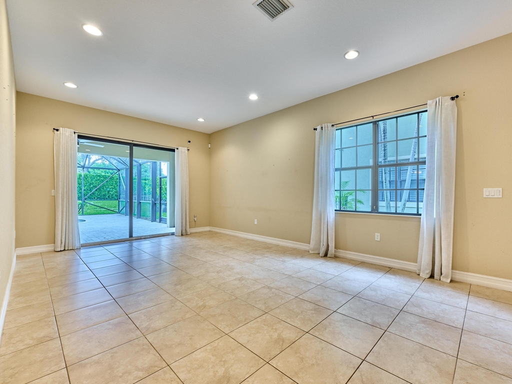 7593 Nw 113th Avenue - Photo 20
