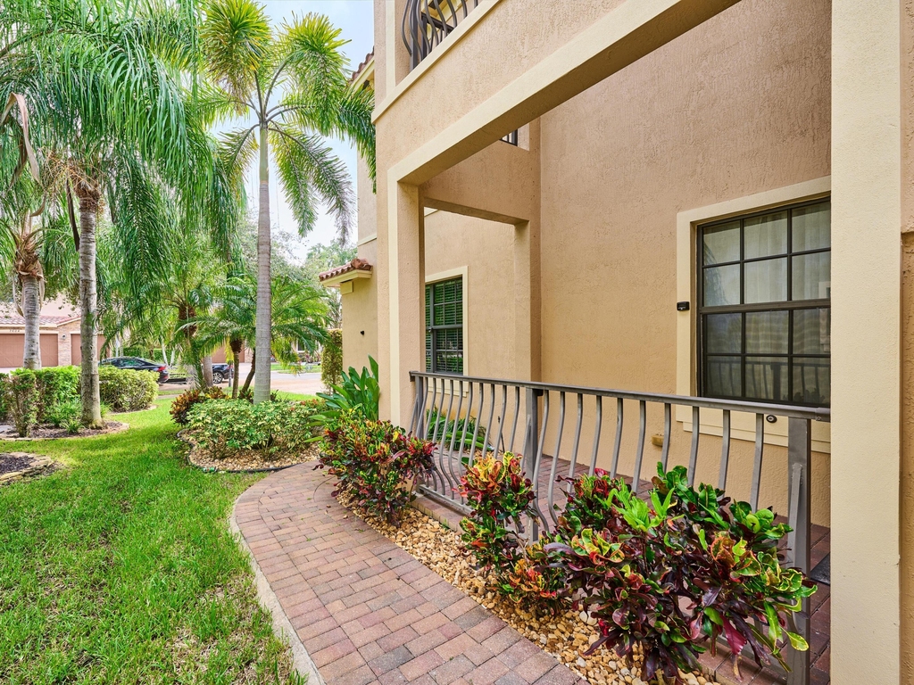 7593 Nw 113th Avenue - Photo 7