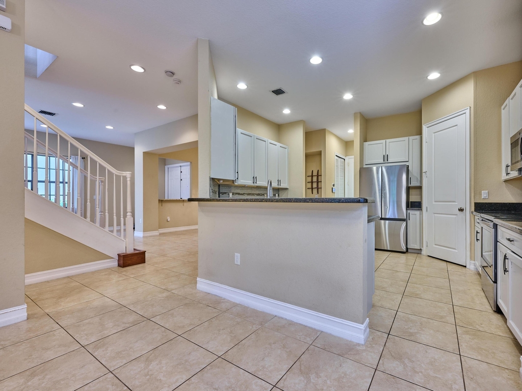 7593 Nw 113th Avenue - Photo 38