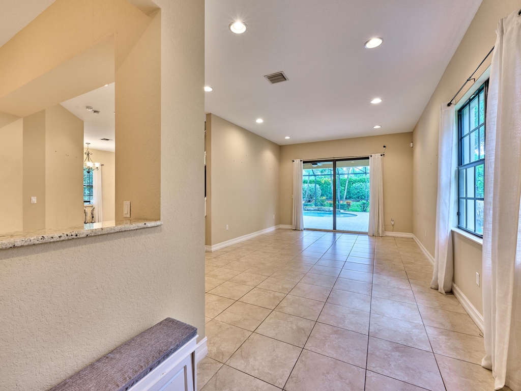 7593 Nw 113th Avenue - Photo 18