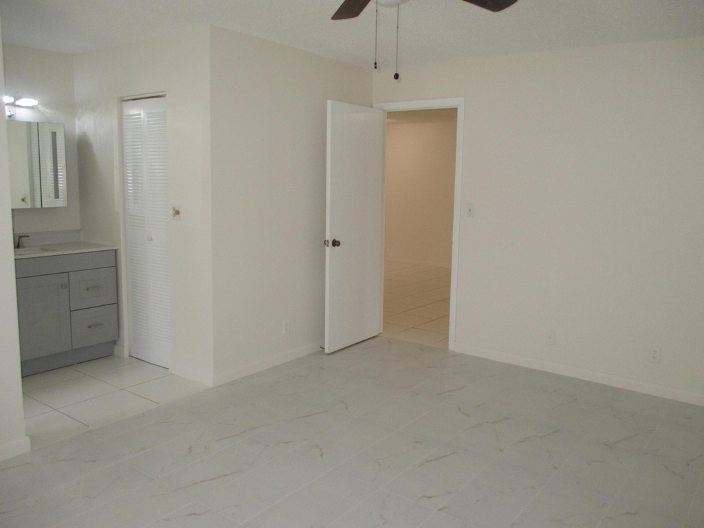194 Lake Susan Lane - Photo 9