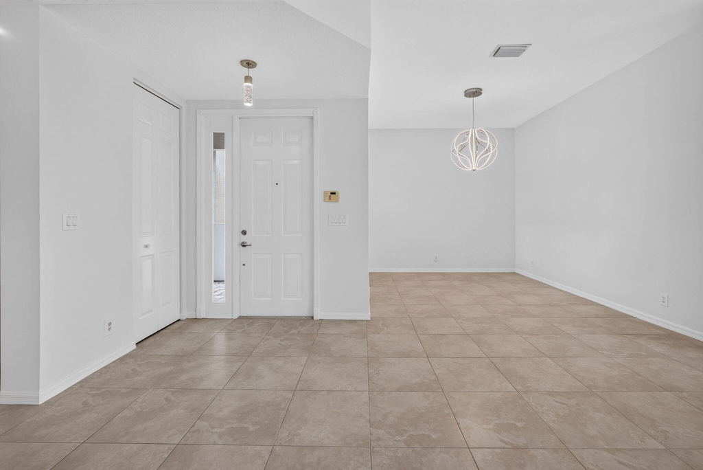 207 Isle Verde Way - Photo 9