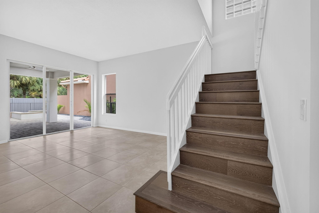 207 Isle Verde Way - Photo 18