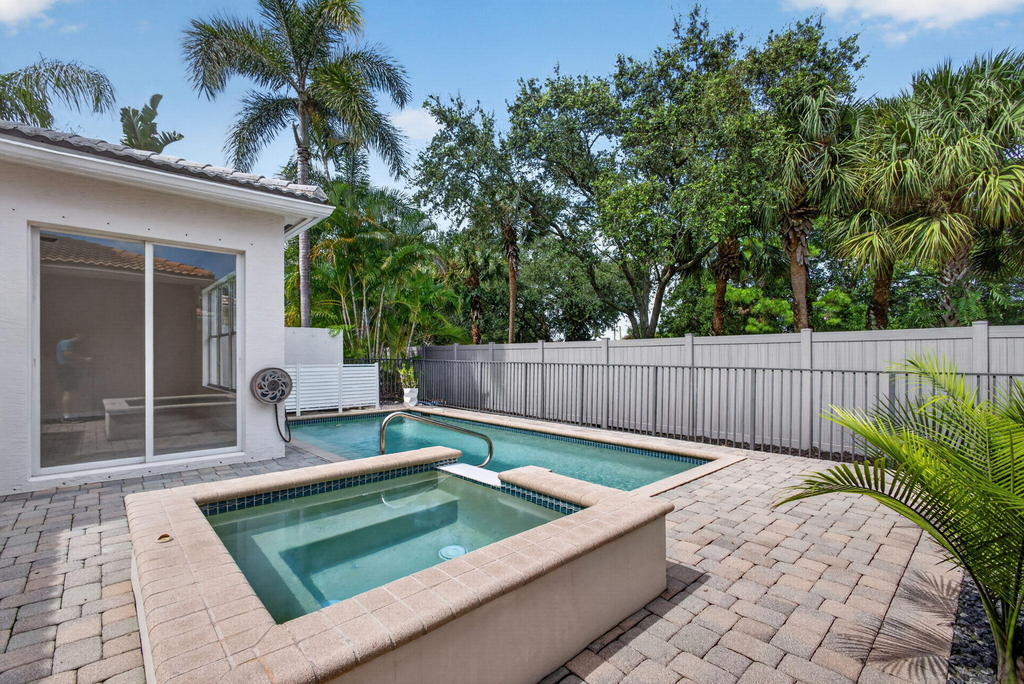 207 Isle Verde Way - Photo 55