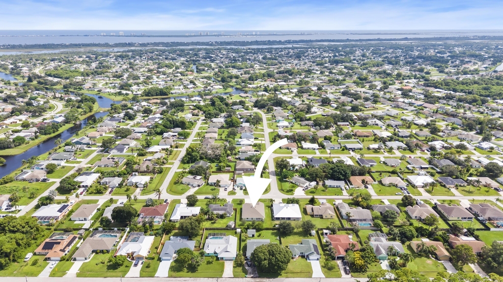 1862 Se Camilo Street - Photo 28